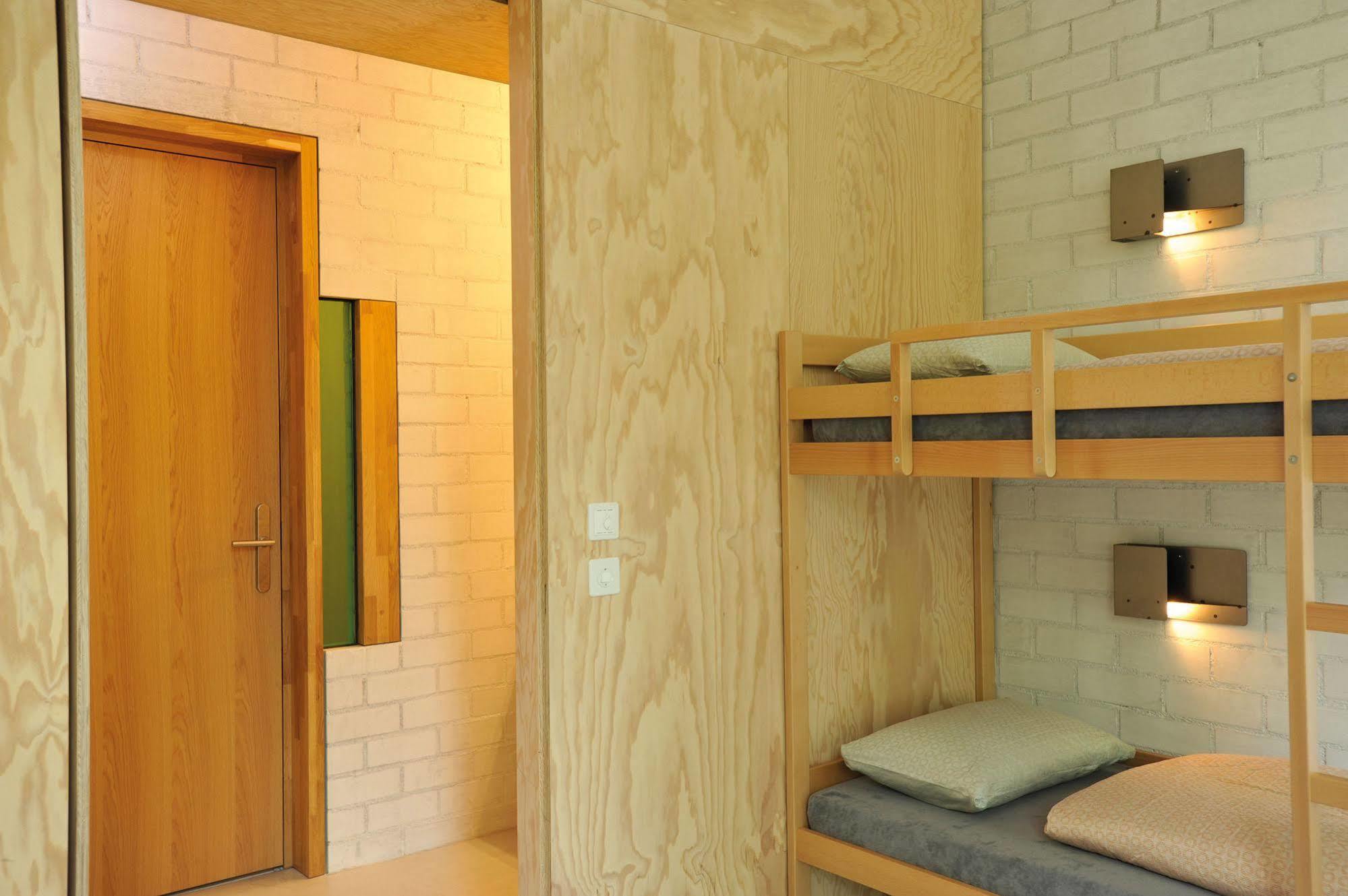 Basel Youth Hostel Экстерьер фото