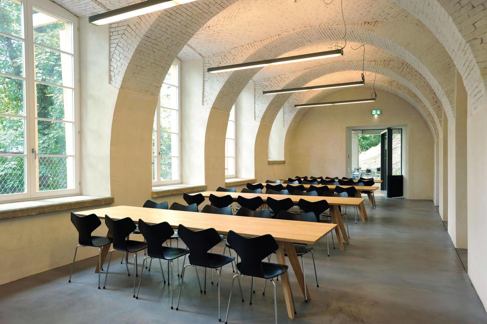 Basel Youth Hostel Экстерьер фото